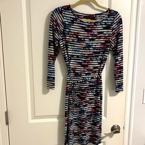 Ivanka Trump 3/4 sleeve dress with tie at waist in multicolored size XS.